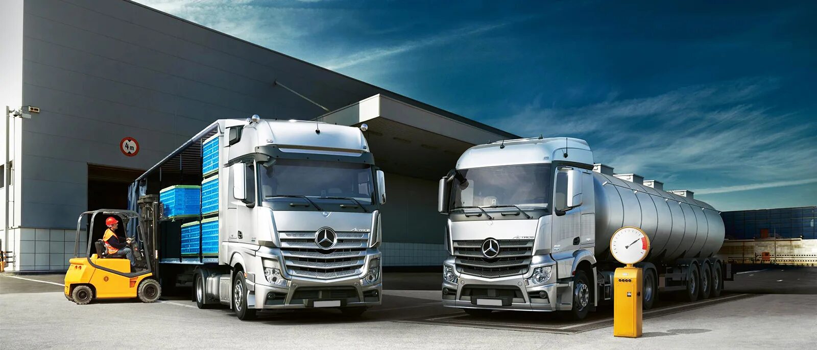 транспорт логистика. транспорт грузоперевозки. фура. транспорт логистика. контейнерные перевозки.