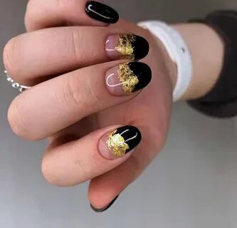 Черные ногти с поталью