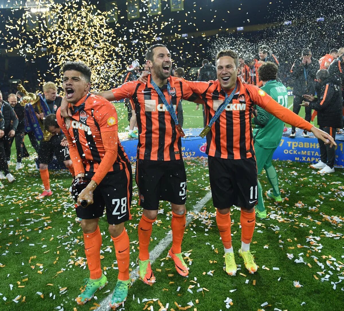 Шахтёр футбольный клуб. ФК шахтёр Донецк. FC Shakhtar Donetsk игроки ФК «шахтёр» Донецк. Донецкий Шахтер клуб. Ерес шахтер донецк