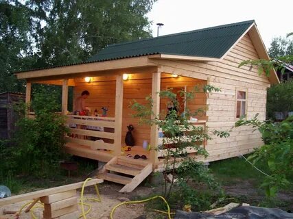 Веранда бани из дерева