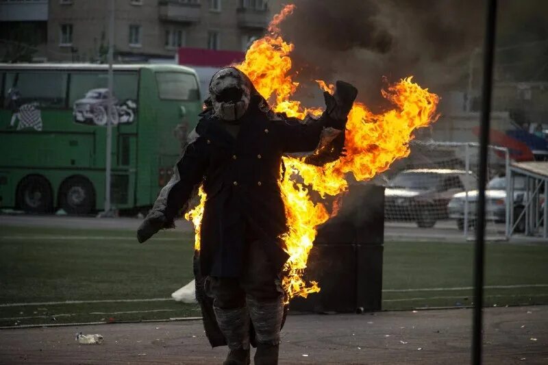 Автородео. Театр каскадер. Театр каскадер. Театр каскадер. Шоу каскадеров челябинск.