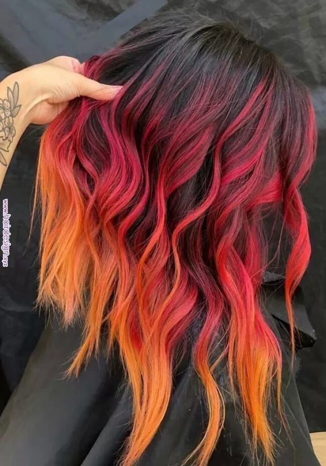 Цветное окрашивание. Балаяж шатуш 2023 на темные. Как можно покраситься волосы. Крашеные волосы. Красивый цвет волос.