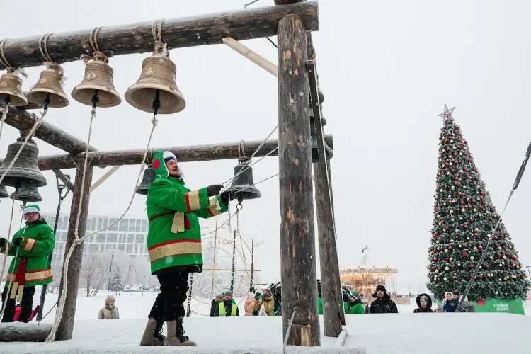 Звон в коломенском. Фестиваль колокольного звона 2023. Фестиваль колокольного звона Тюмень. Елабуга фестиваль колокольного звона 2022. Рязань фестиваль колокольного звона 2023.