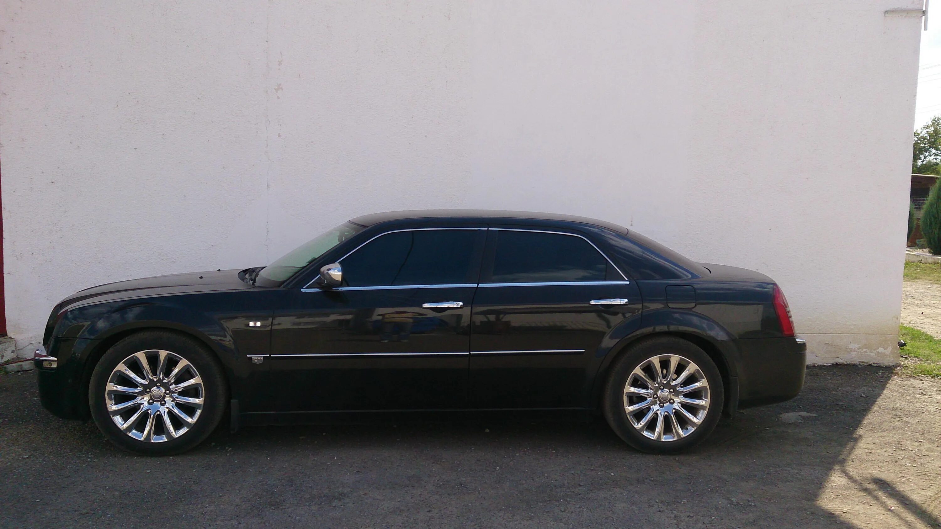 Audi a8 диски r22. 295/30 r17 -. Audi a6 c7 r20 rotor. 20 радиус крайслер 300с. Lexus gs300 r20 black.