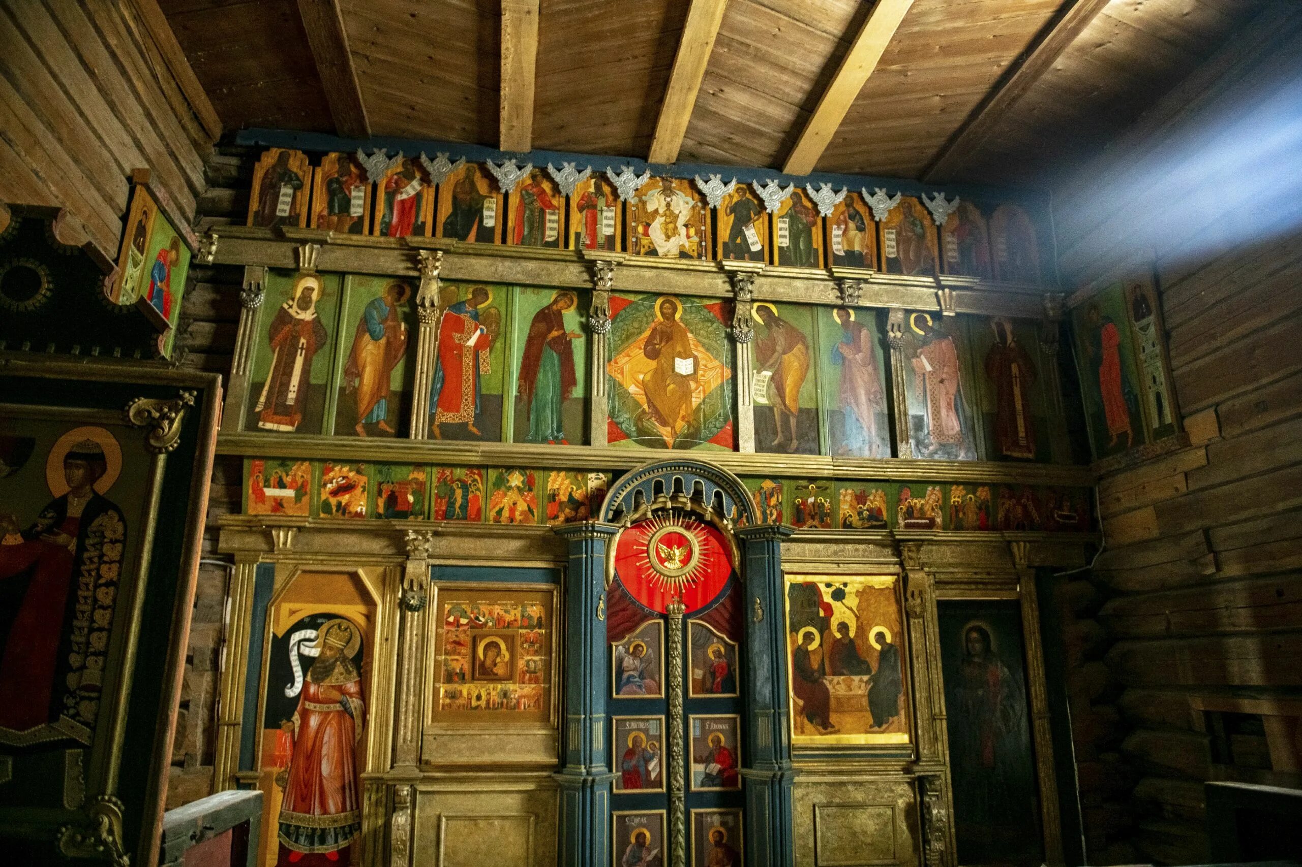 Свияжский иоанно-предтеченский монастырь икона. Икона скорбящих радость свияжск. Свияжск икона всех скорбящих радость. Икона скорбящих радость свияжск. Фрески успенского монастыря в свияжске.