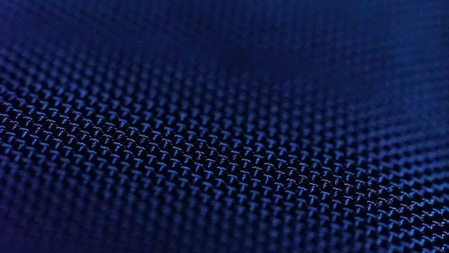 Водоотталкивающая поверхность. Технологичные ткани. Умная ткань. Электронная ткань. Инновационные ткани.