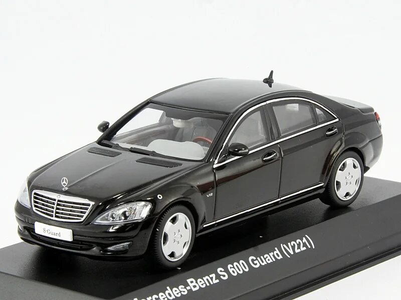 Коллекционные машинки 43. Mercedes Benz w221 1:43. Мерседес w211 1:43. Мерседес 1 43. Mercedes w221 1 43.