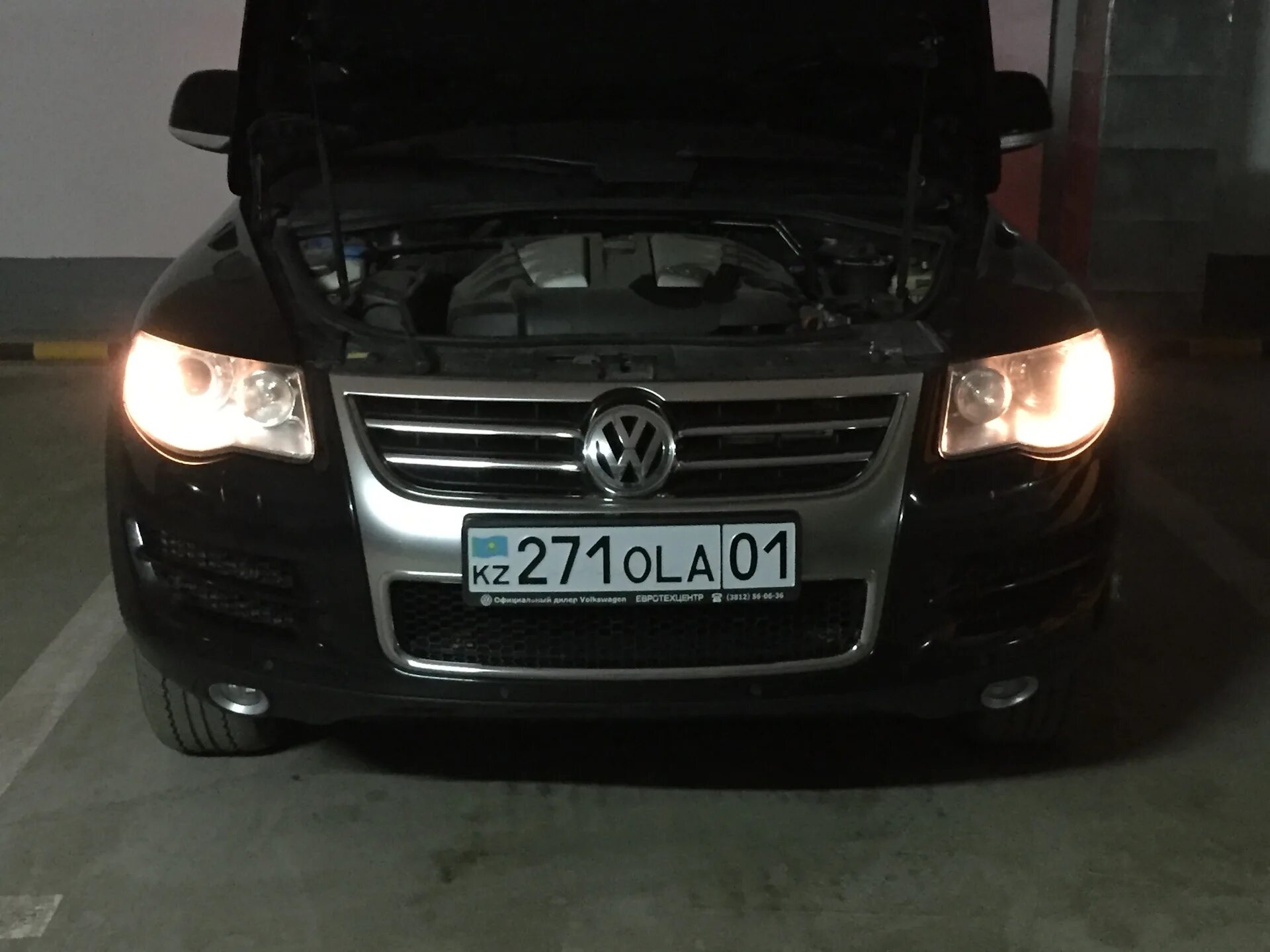 Лампы туарег. Лампа ксенон туарег nf. Лампочка ближнего света фольксваген туарег 2004 года. Туарег 2012 лампа ближнего света. Лампа ближнего света touareg 2 3.