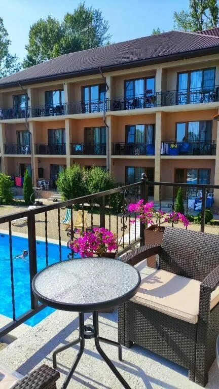 Сокол абхазия отель sokol 4. Сухум окраины. Черный слон отель абхазия. River hotel сухум. Sokol отель абхазия.