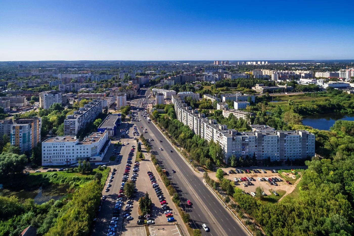 Тверь центральный. Проспект Чайковского город Тверь. Современная Тверь. Тверь с высоты проспект Чайковского. Тверь центр лето с высоты.