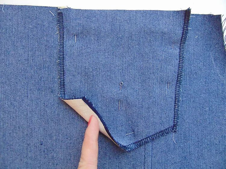 Как сделать внутренний карман. Карман на подкладке пальто. Куртка с карманами. Прорезной карман мк. Прорезной карман на молнии.