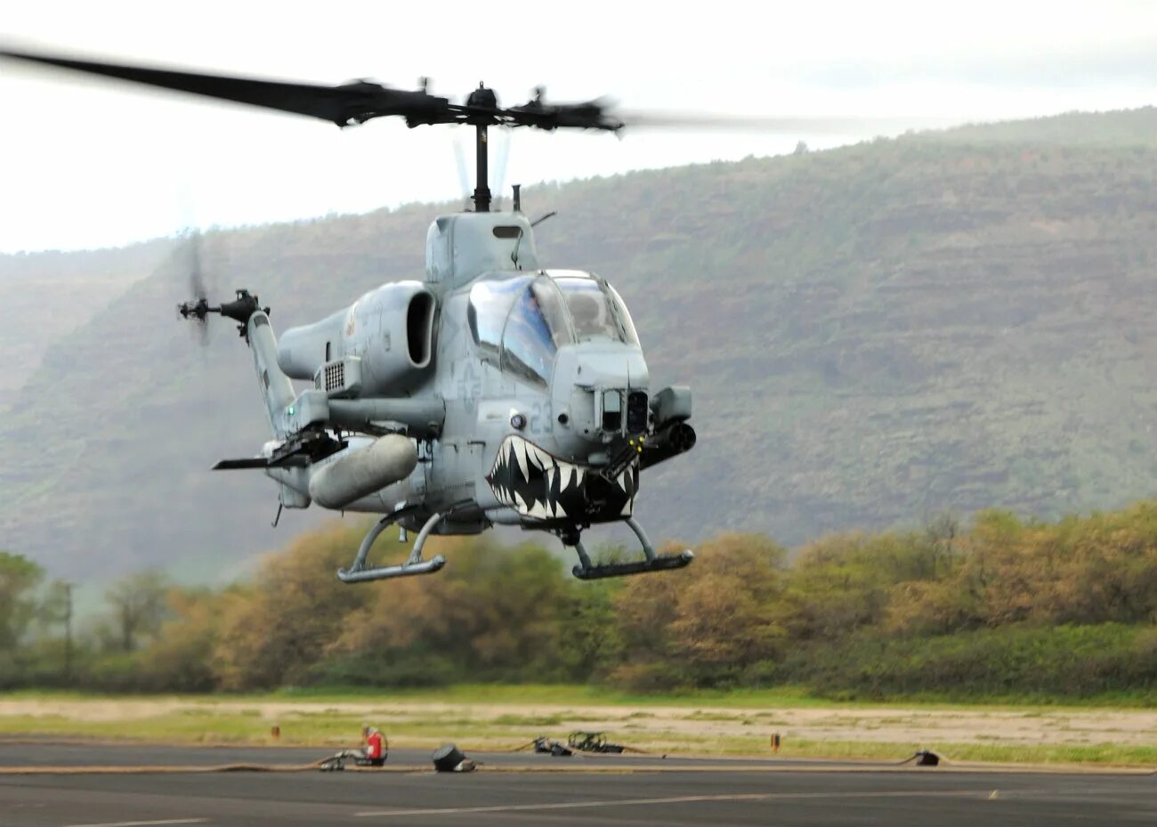Вертолет информация. Ah-1 cobra. bell ah-1 super cobra. ah-1w super cobra. вертолет ah-1w &quot;супер кобра&quot;.