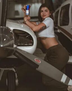 Kerolay Chaves conta que foi hostilizada antes de deixar o local.