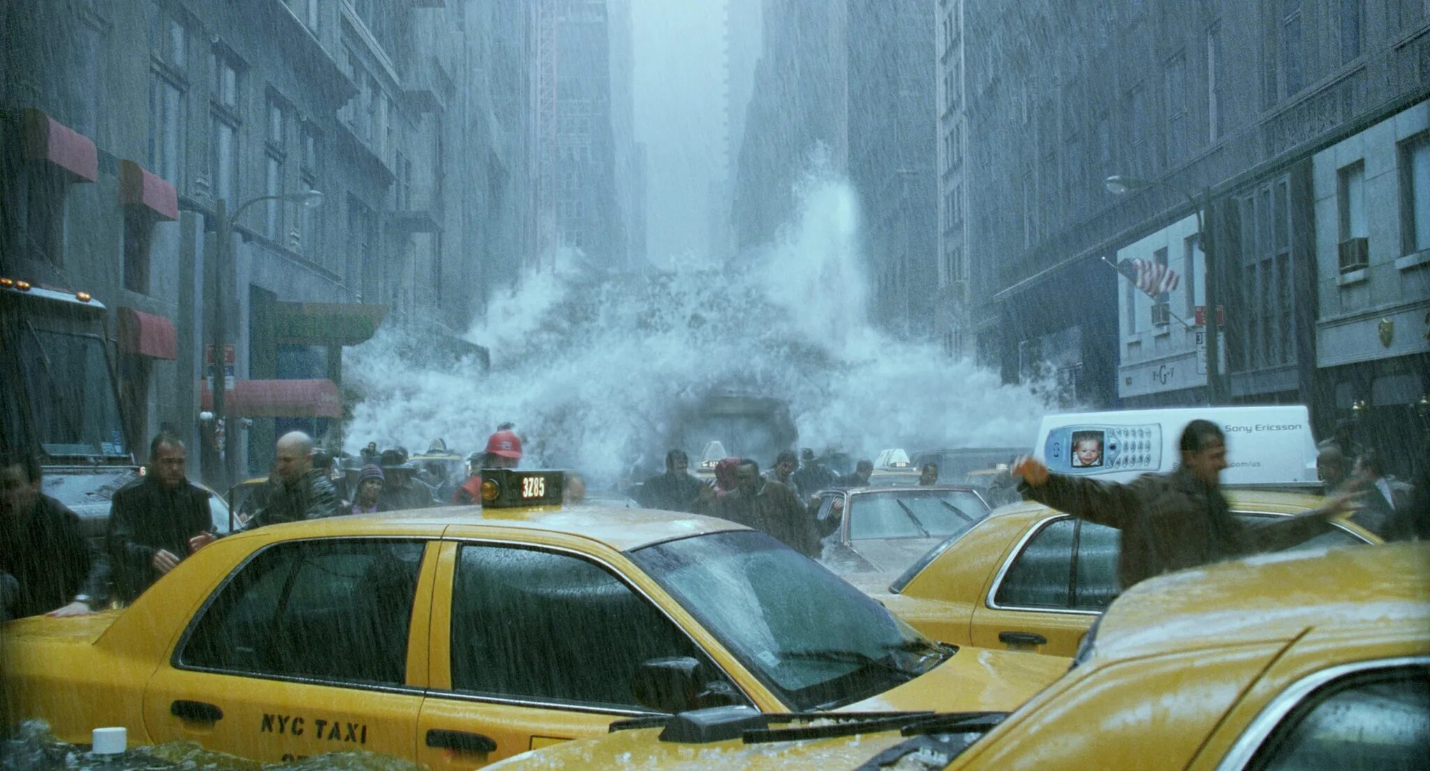 Послезавтра днем. "Послезавтра" США, 2004 Г.. Послезавтра фильм 2004 ЦУНАМИ. Фильм послезавтра Нью-Йорк. Послезавтра фильм 2004 наводнение.