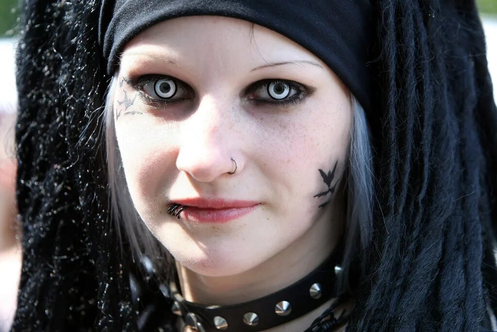 готы 2024. готы 2024. гот субкультура. вейв готик треффен. готика субкультура.