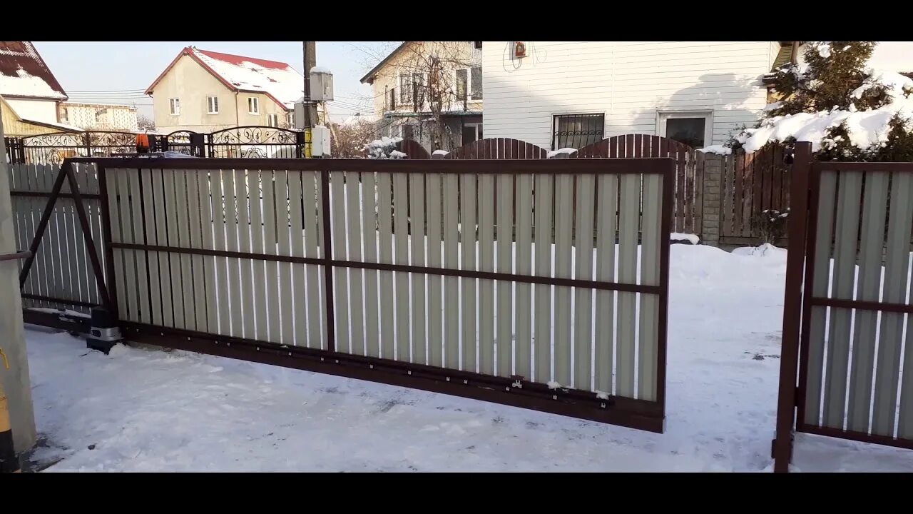 Установка распашных ворот home gate. Закладные под привод распашных ворот. Home gate 200dc. Втоматика для распашных ворот " home gate. Установка распашных ворот home gate.
