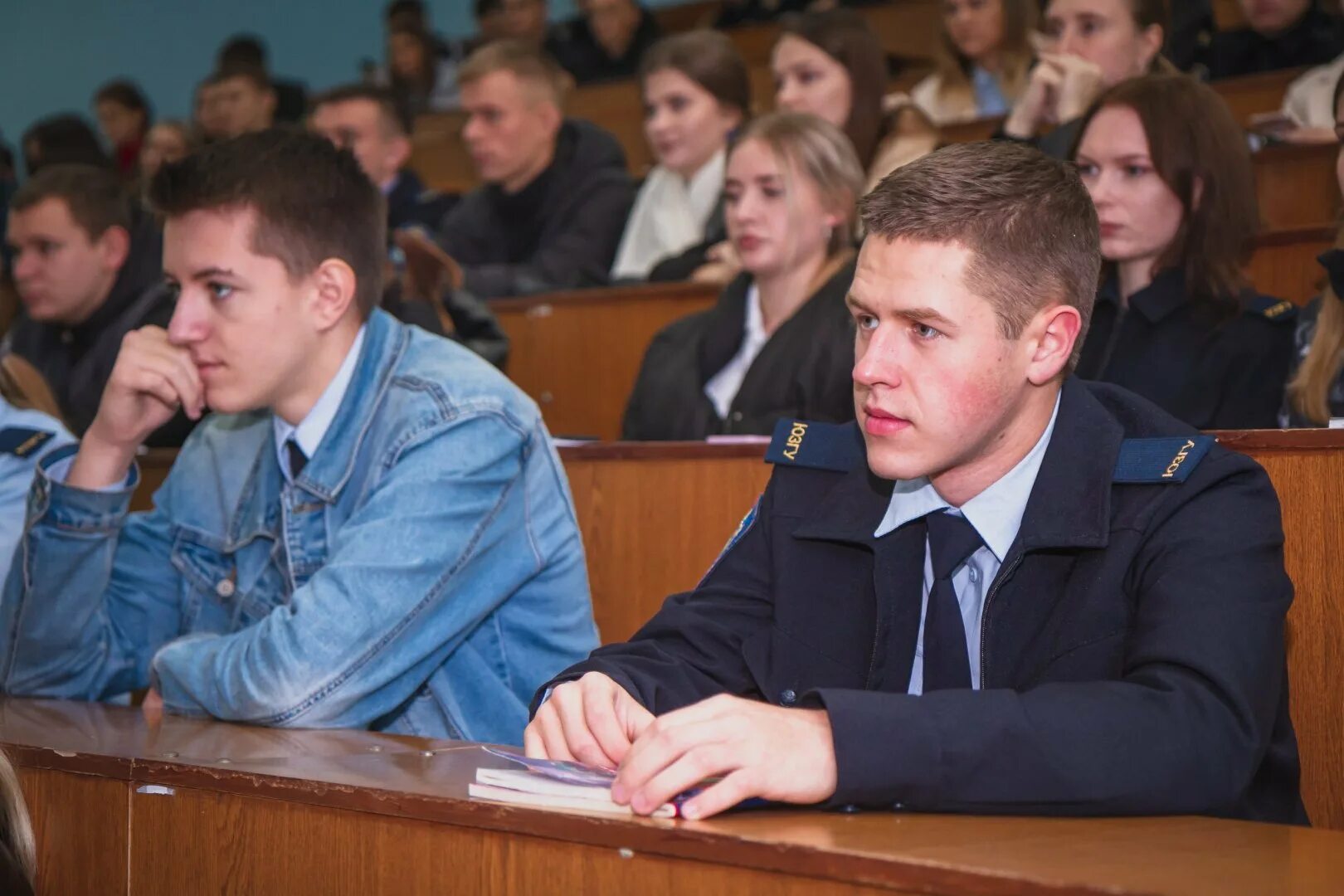 Студенты юридического факультета. Студент юрист. Студенты в вузе фото. Правоохранительная деятельность ЮЗГУ. Гениальные студенты юрфака поборются за крупный