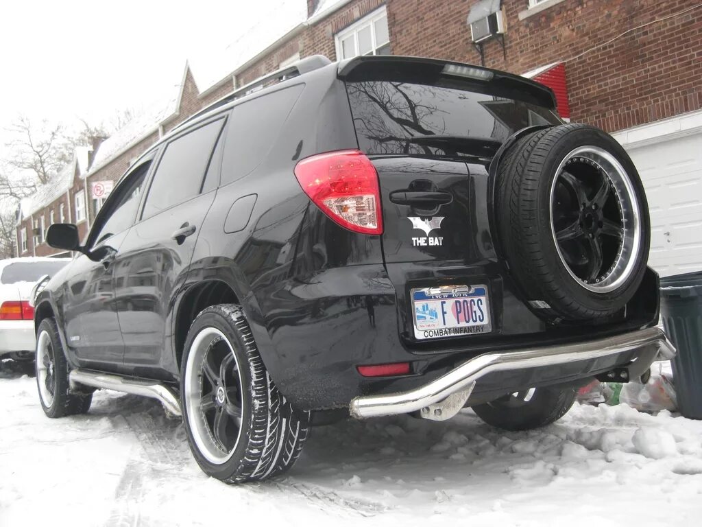 RAV 4 black edition