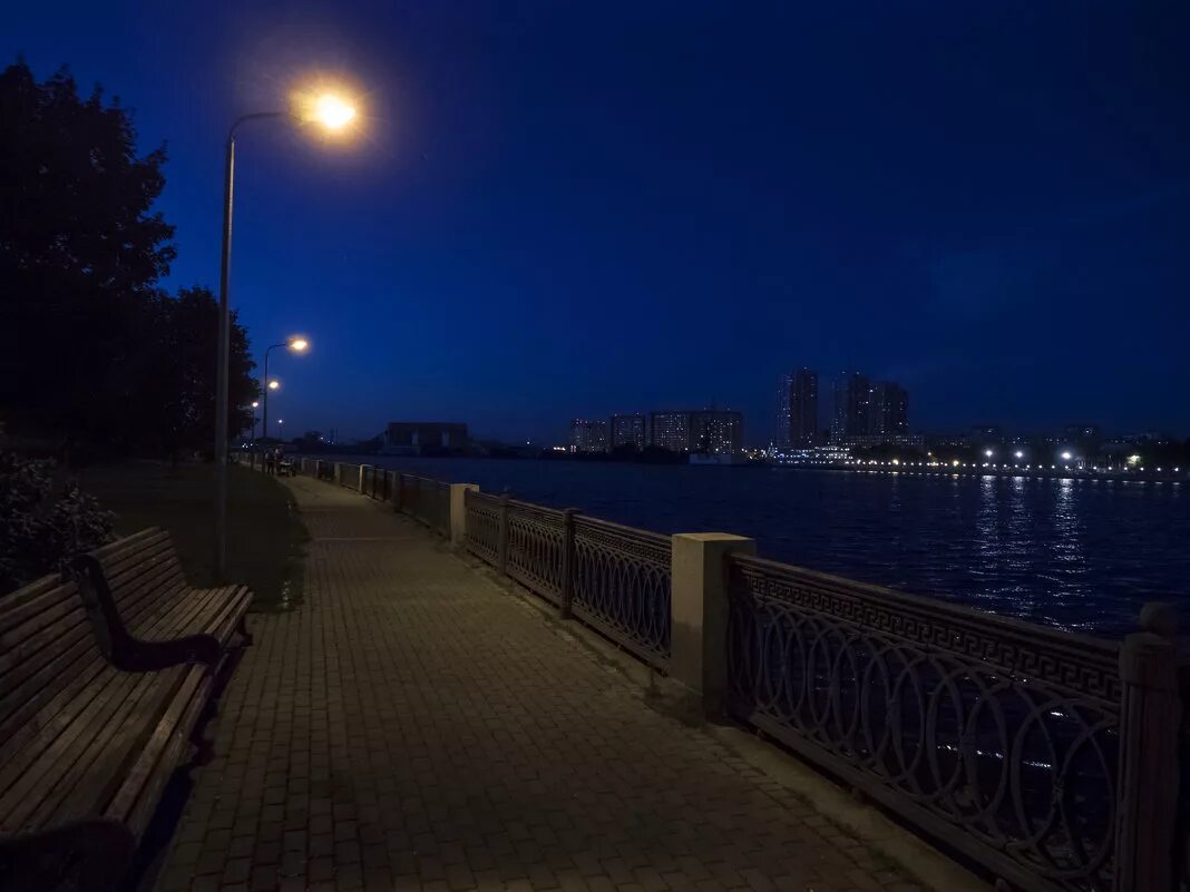 Мастерская петра фоменко ковчег. На полную 1 ночь. Звезды женщины. Дорога к луне. На полную 1 ночь.