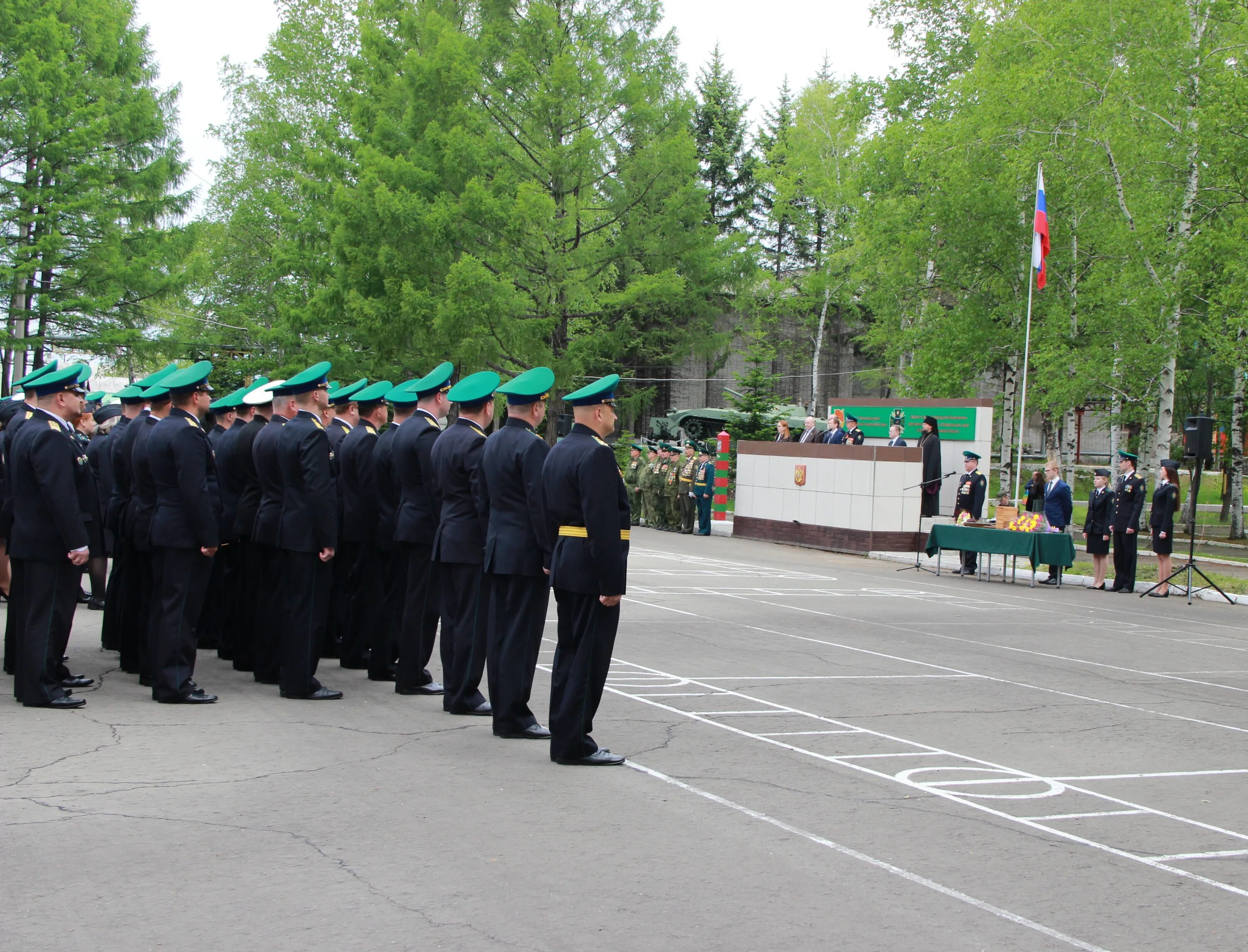 Когда день пограничника в 2024 году. Биробиджан пограничный отряд. День пограничника Биробиджан. 63 Биробиджанский пограничный отряд.