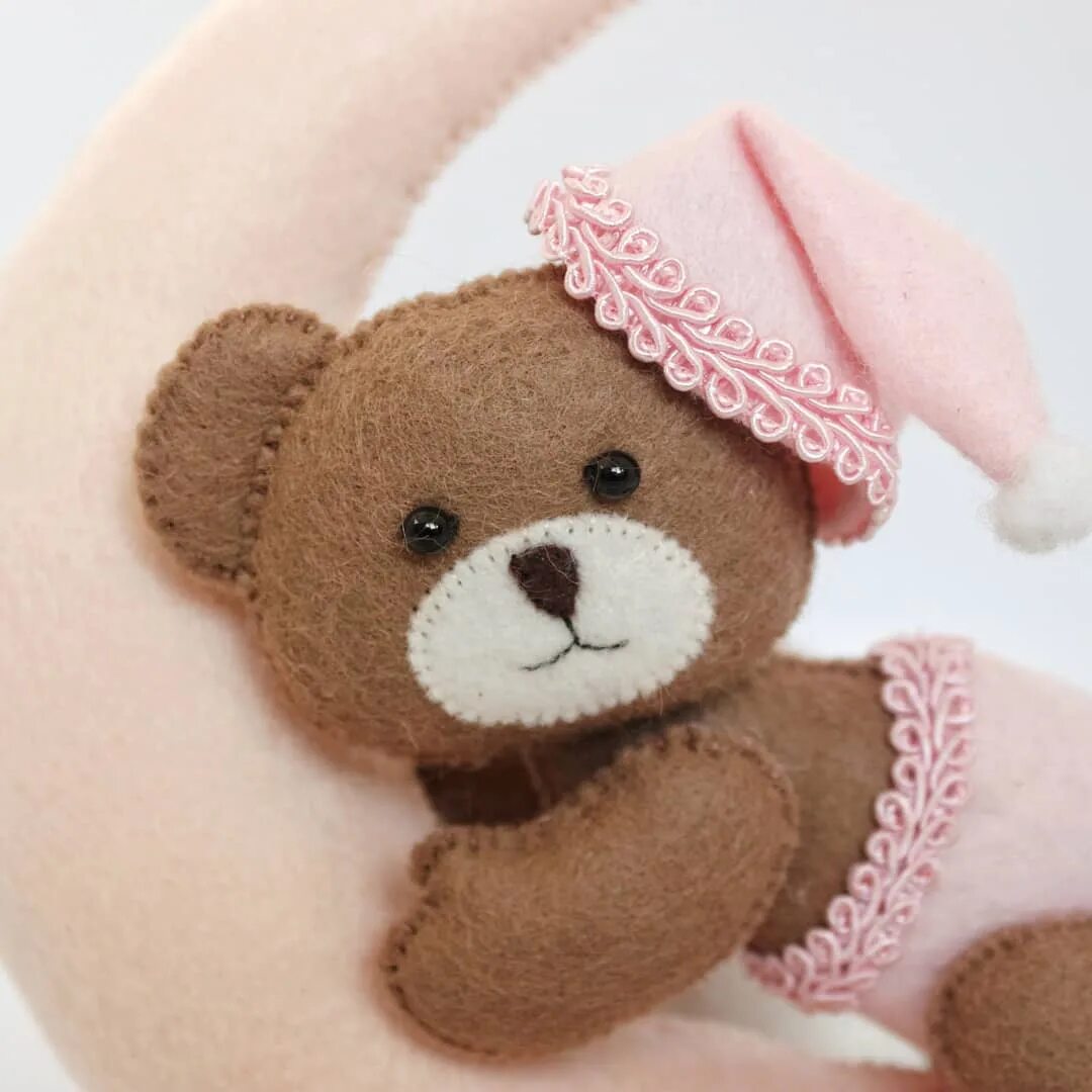 игрушки из фетра медвежонок. игрушки из фетра. медвежонок из фетра. мишка (из фетра). сшить игрушку.