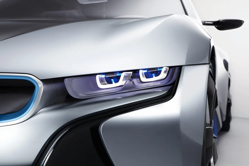 Лазерные фары bmw. BMW i8 фары. BMW i8 лазерные фары. BMW x5 лазерная оптика. BMW 3 Laser.