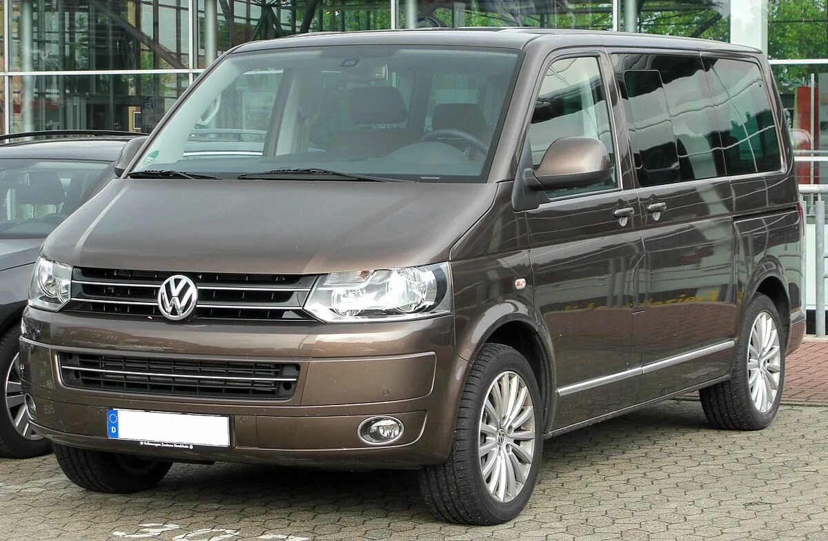 VW Multivan t5. Volkswagen t5 2010. VW Transporter t5 Multivan. Минивэн Volkswagen t5 2010. Купить фольксваген мультивен в москве