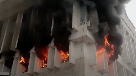 Горит бруско