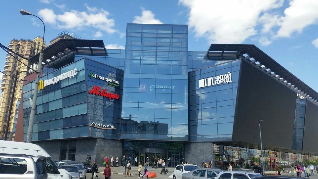 Торговый центр авеню москва. Москва юго западная авеню. Тц авеню на юго западной. Торговый центр southwest avenue юго-западная. Тц авеню москва, проспект вернадского 86а.