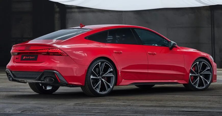 Audi rs7 sportback фото 2022. Audi rs7 2023. Autozeitung test track. Audi rs 7 разгон до 100. Rs7 ауди гонщики автограф.