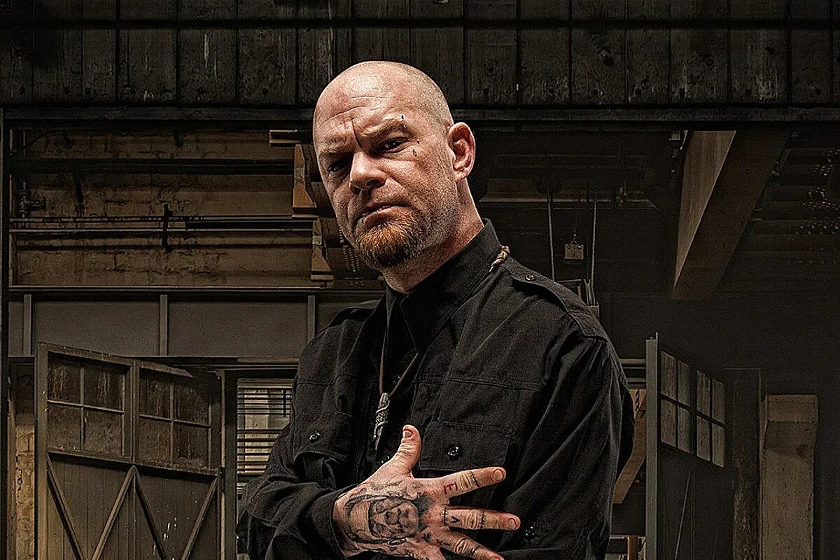Five finger death punch айвен. Ivan moody. Five finger death punch айвен муди. Five finger death punch вокалист. Ffdp ivan moody.