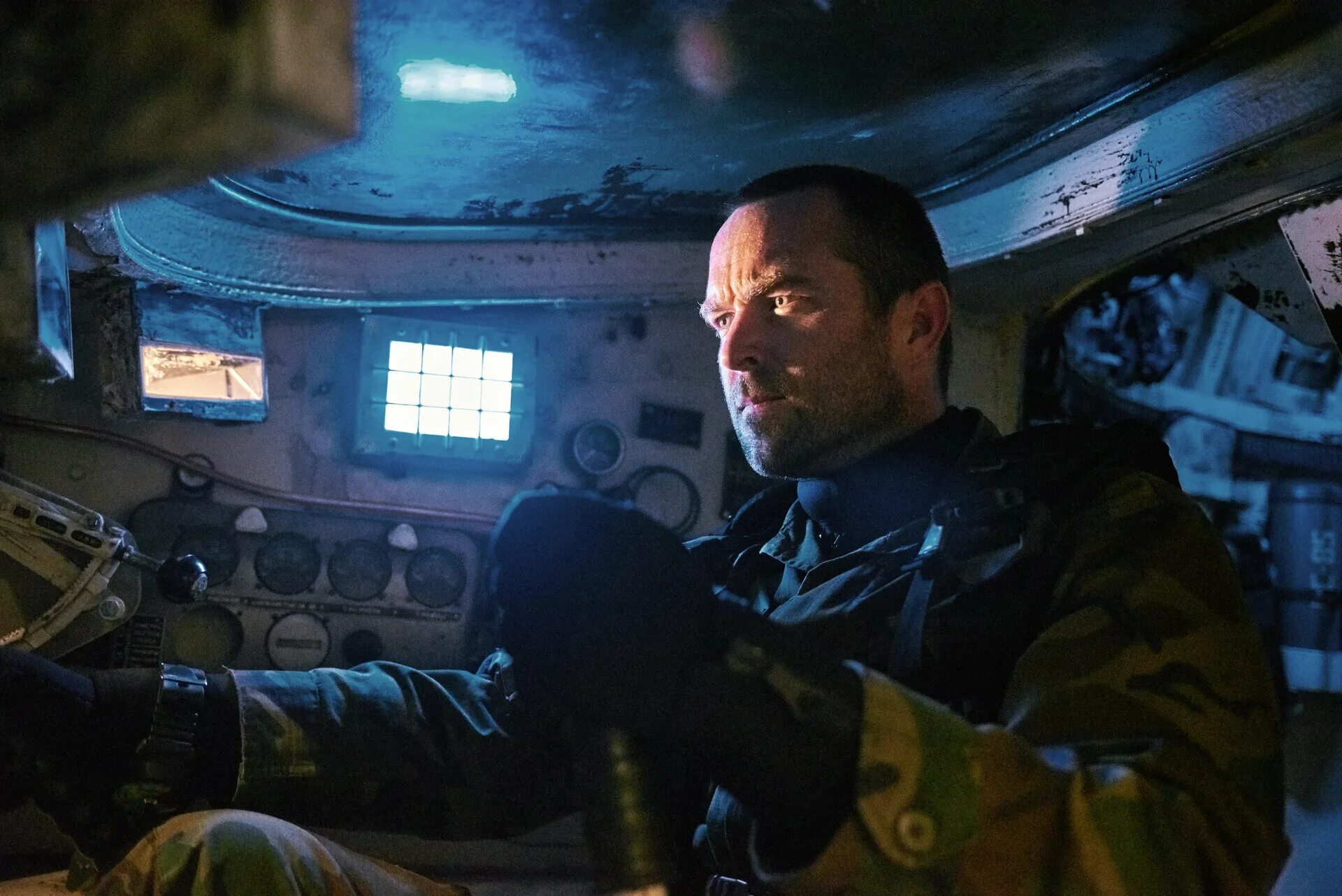 безбашенные. безбашенные. экстремальная женщина. чарли бьюли 2017. бесшабашная девушка.