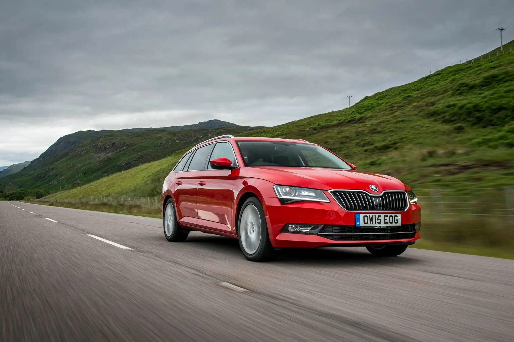 Суперб обзор. Skoda superb 2015. skoda superb estate. шкода суперб в6. шкода суперб 2015.
