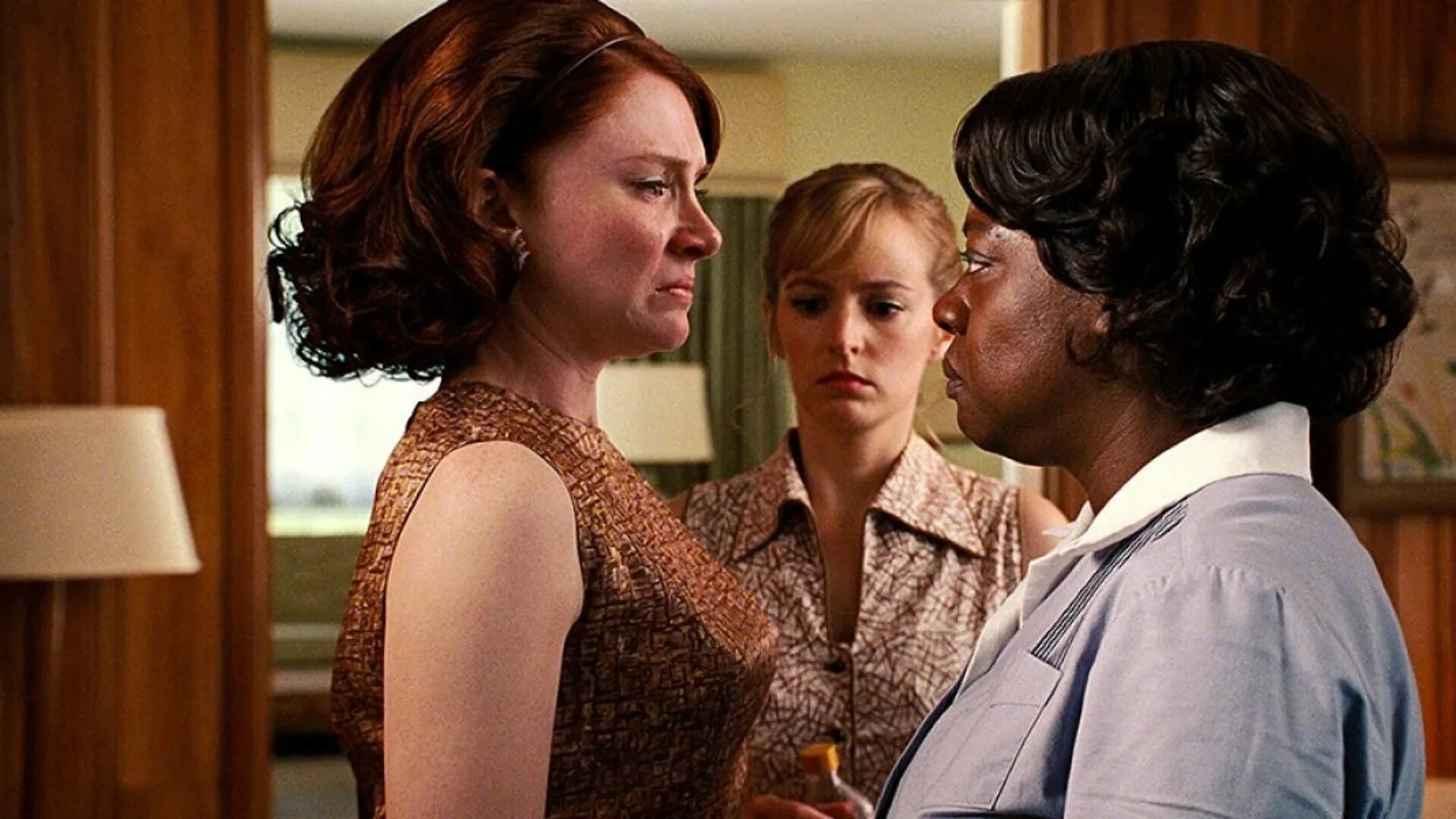 Темнокожую служанку. Прислуга / the help (2011). Виола Дэвис прислуга. Брайс Даллас Ховард прислуга.