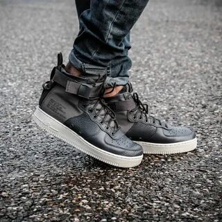 Air force men