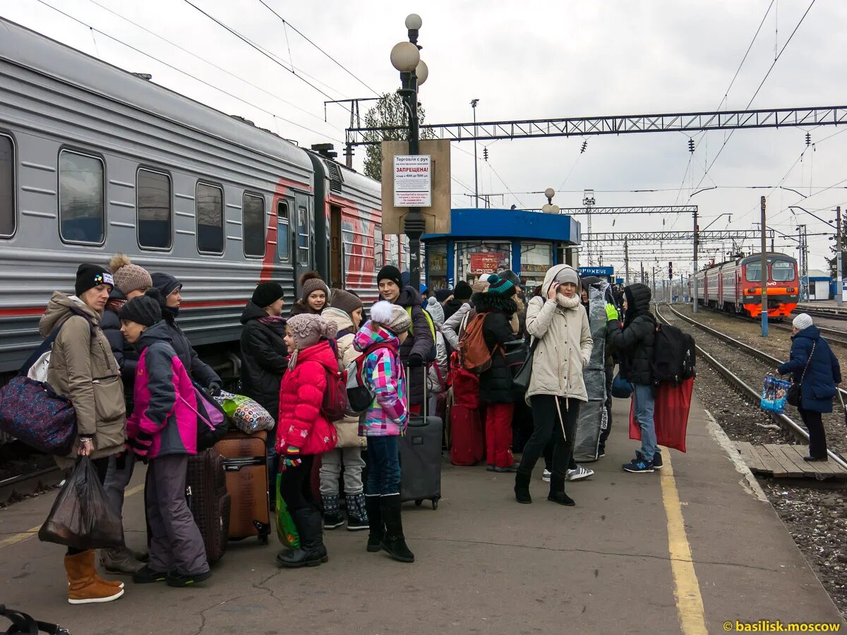 Жд россошь телефон. Россошь Воронежская ЖД вокзал. Город Россошь ЖД вокзал. ЖД станция Россошь. Россошь 1 станция.