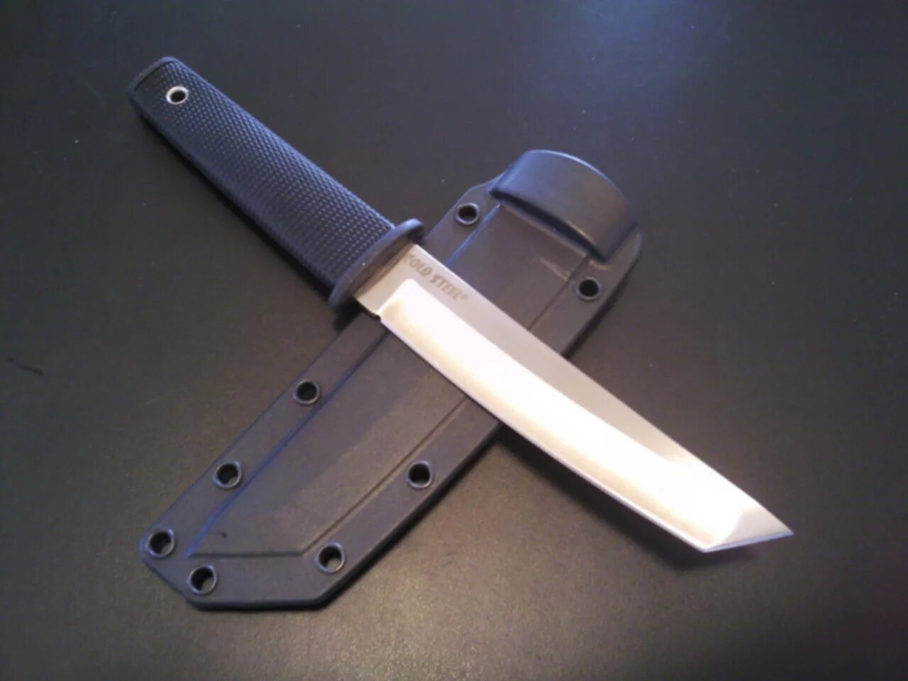 Cold steel code 4. Нож cold steel t17. Нож kobun cold steel aus 8a taiwan. Нож kobun cold steel aus 8a taiwan сертификат. Сталь тайвань.