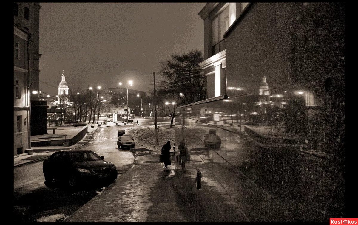 на московских улицах помереть. громофф. стихи есенина старый пес. старые стихи. на московских улицах помереть.