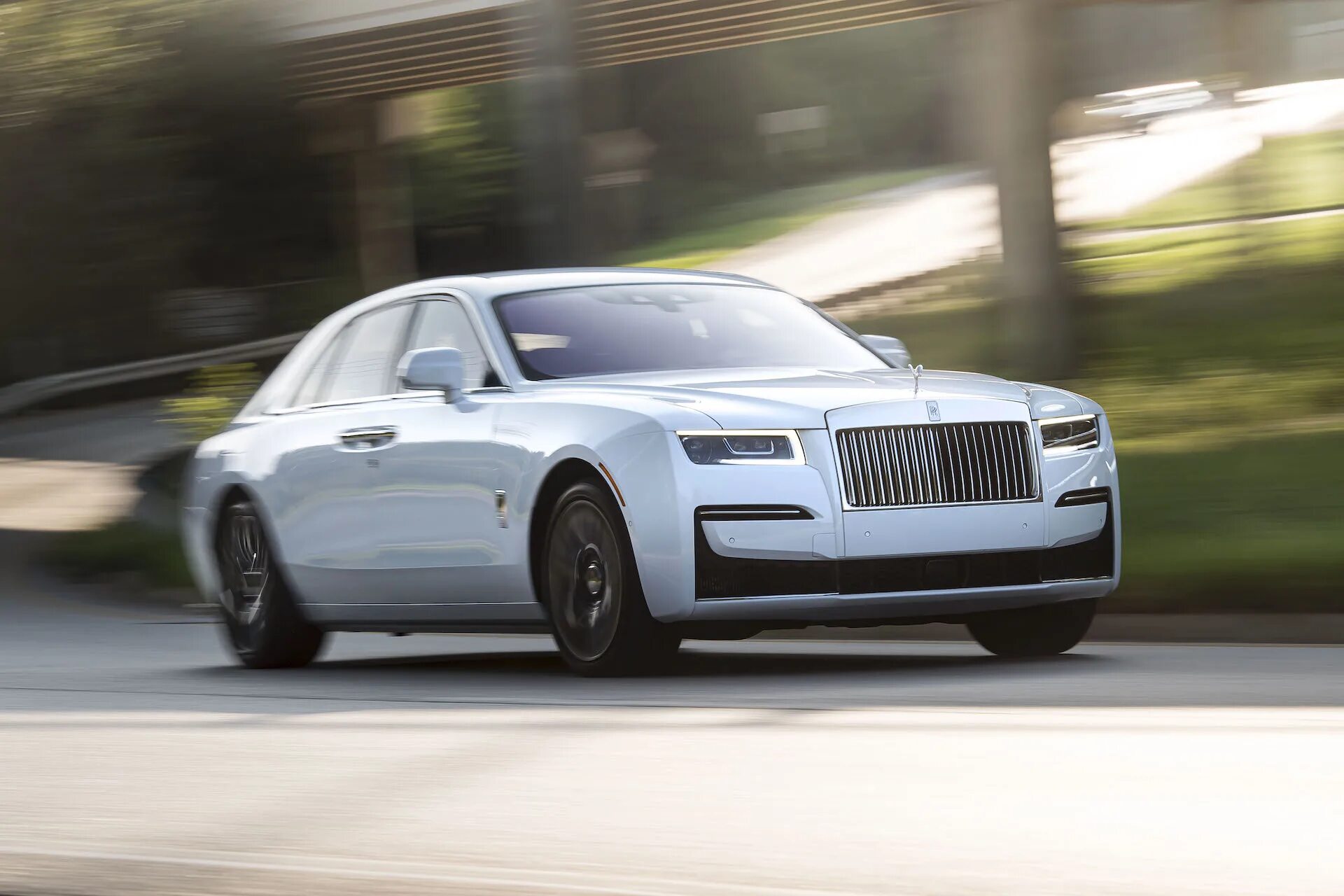 Rolling 2021. Роллс Ройс Ghost 2021. Rolls Royce Ghost 2021. Rolls Royce Ghost 2021 Mansory. Новый Rolls Royce Ghost 2021.