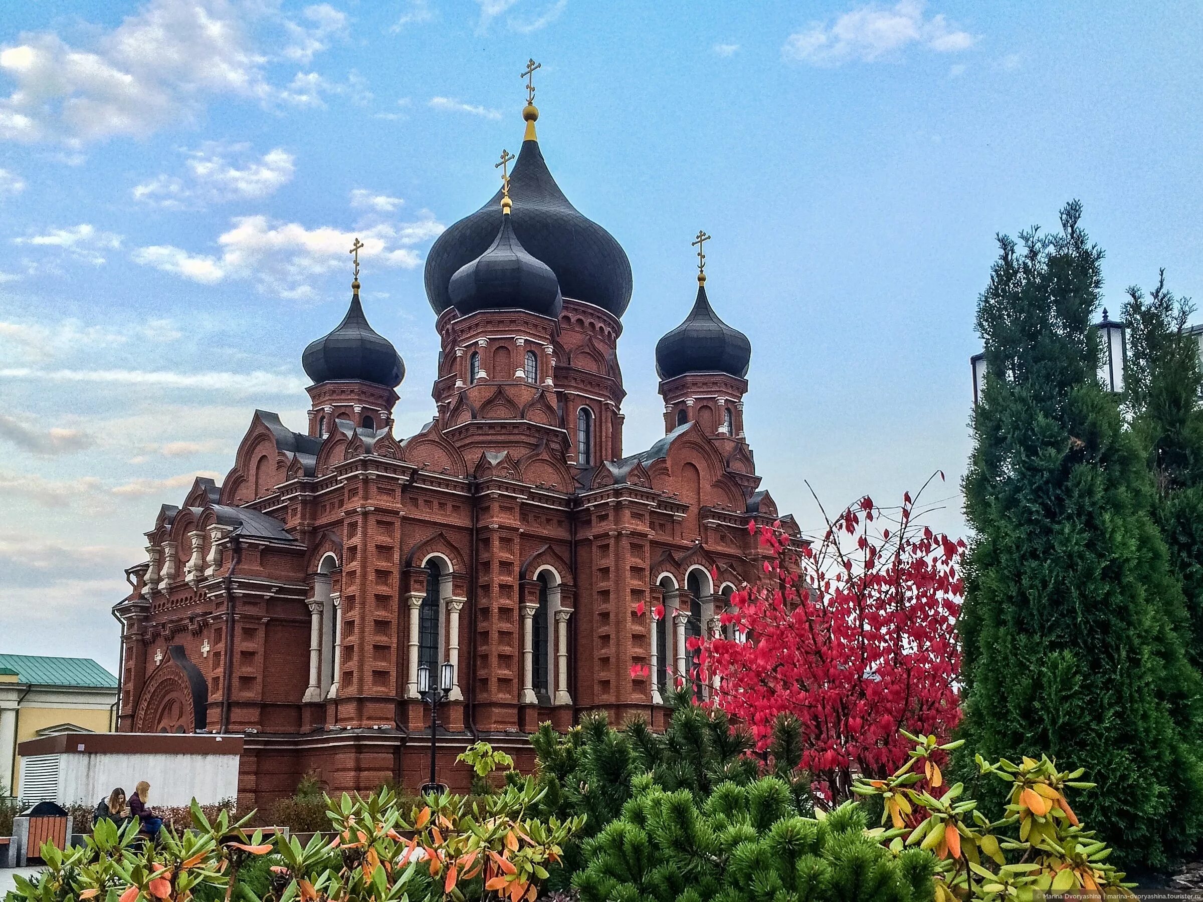 Алы тула. Успенский храм Тула.