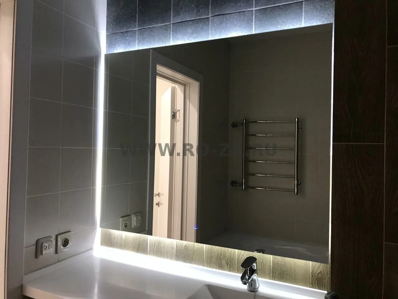 Зеркало "Mini led" 400х700. Duravit Light and Mirror зеркало с подсветкой, lm786700000 (lm786700 00 0). Зеркало Rimini led 1000х800 с сенсором злп226. Lacio led злп530 зеркало 500x700. Зеркало для ванной с подсветкой 60