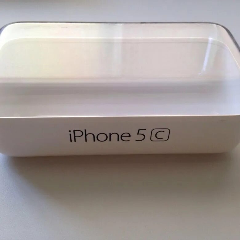 Купить коробку от айфона. Iphone 5c коробка. Айфон 5 коробка. Пластмассовая коробка от айфона 5. Iphone 5c упаковка.