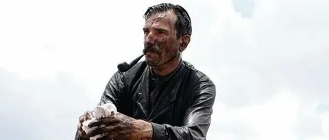 Дэниел льюис нефть