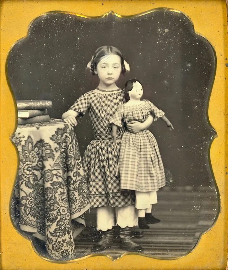 Старые куклы. Дореволюционные куклы. Винтажные куклы. Куклы 19 века.