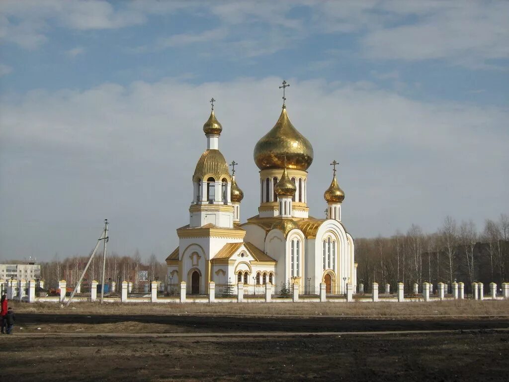 Поселок Комсомольский Мордовия. Комсомольский Чамзинский район. Мордовия Чамзинский район поселок Комсомольский. Храм в поселке Комсомольский Мордовия. Мордовия чамзинский район п комсомольский