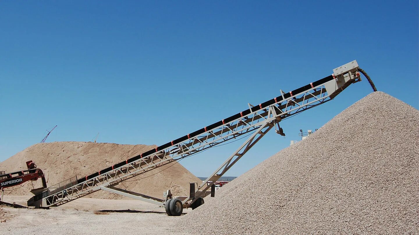 конвейер ленточный щебеночный. конвейер ленточный шахтовый клкт -1400. транспортер щебня. ленточный конвейер 2лт-1200п-пт. ленточный конвейер 2лт-1200.