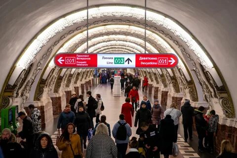 Время работы метро санкт петербург площадь восстания