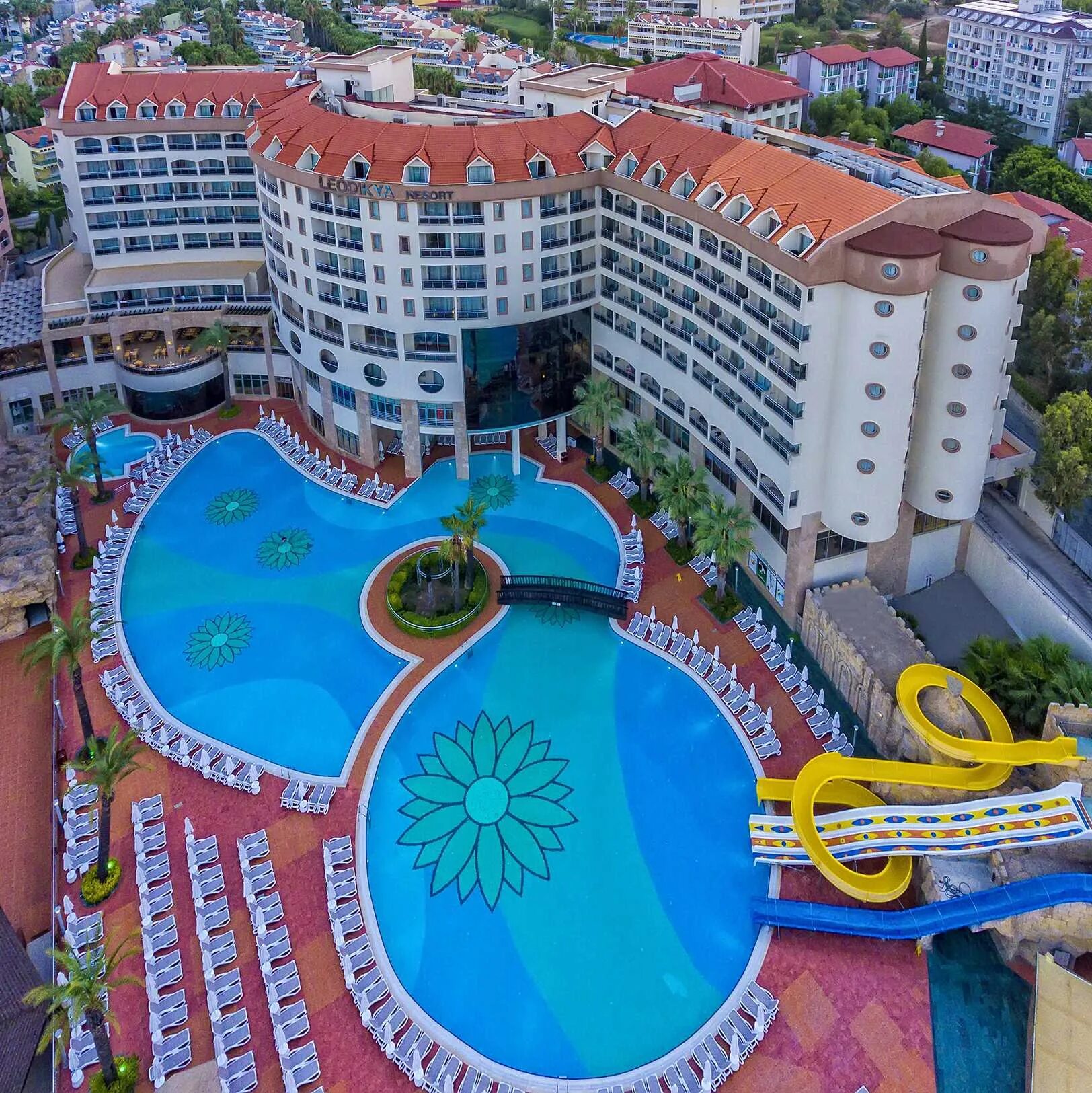 Отели турции 2023 алания. Kirman Leodikya Resort 5* отель. Kirman Hotels Leodikya Resort 5* Окурджалар, Алания. Кирман отель Леодикия Резорт. Kirman Leodikya отель в Турции.