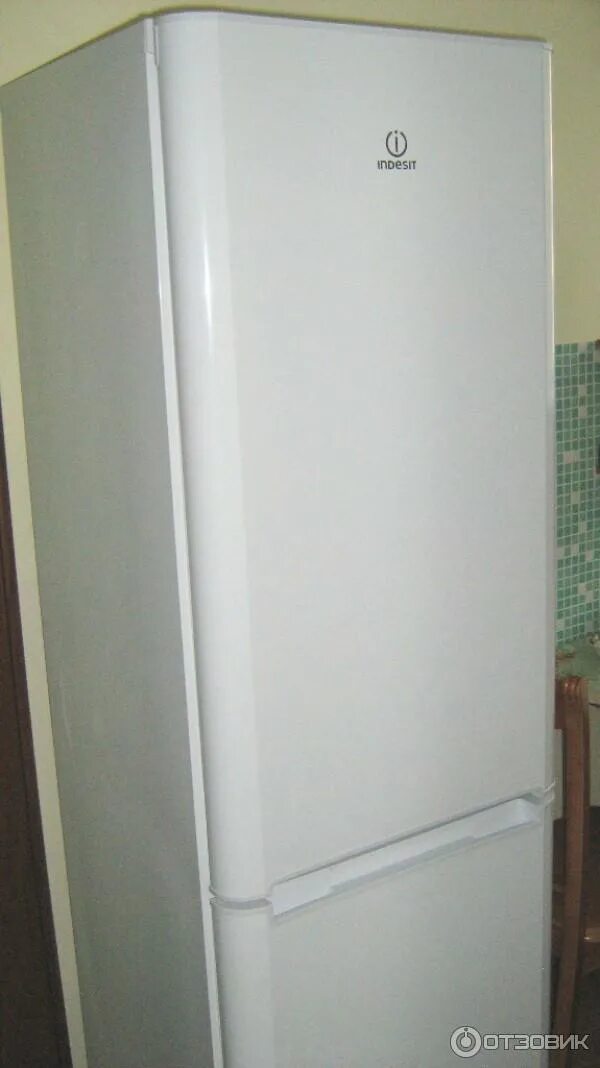 Холодильник индезит эльдорадо. Холодильник Индезит bia 18. Холодильник Индезит двухкамерный 2015 год.