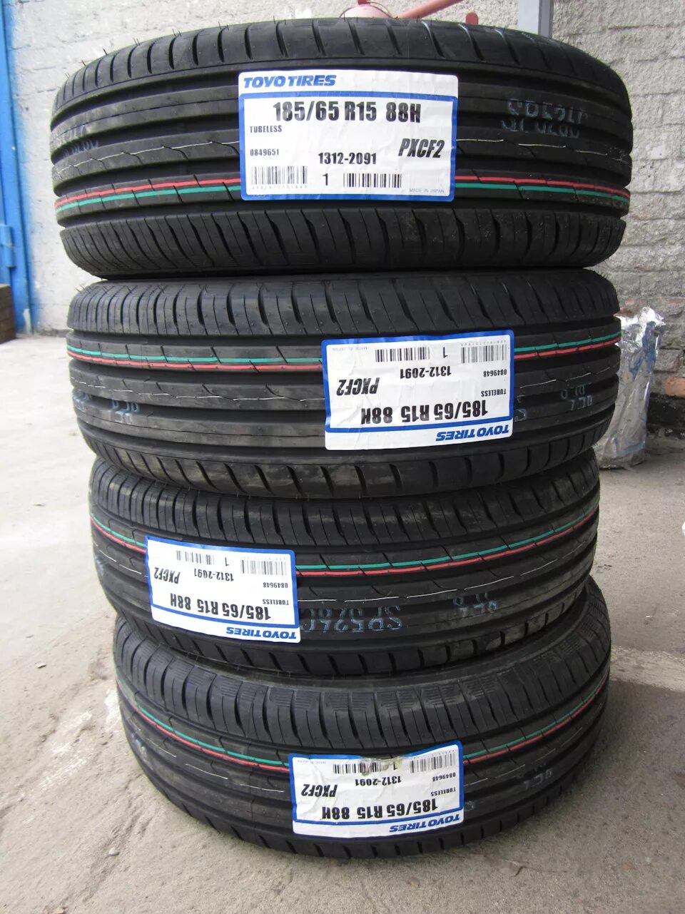 Сколько стоит летняя резина на машину. Toyo 185/65 r15. PROXES cf2 185/65 r15. Летняя резина 185/65 r15. Резина Nexen 185/65 r15 лето.